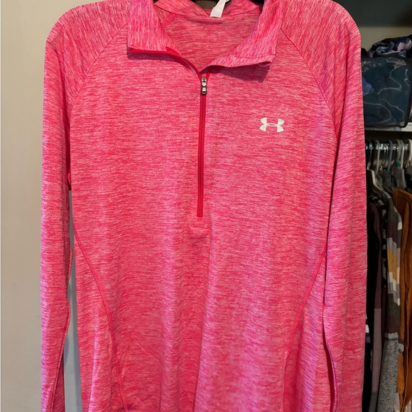 Under Armour Tops - WORN ONE TIME - Coral colored heat gear loose fit